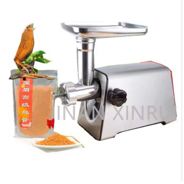 Small feed pellet machine